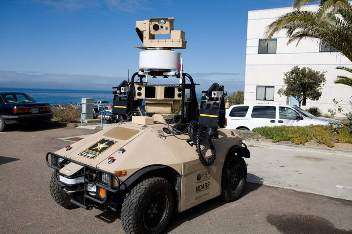 US Marine Corps, Robocop'un erken bir versiyonunu test ediyor