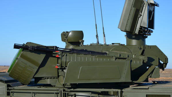 ЗРК "Триумф" и "Панцирь-С" заступят на боевое дежурство в Подмосковье ЗРК "Триумф" и "Панцирь-С" заступят на боевое дежурство в Подмосковье