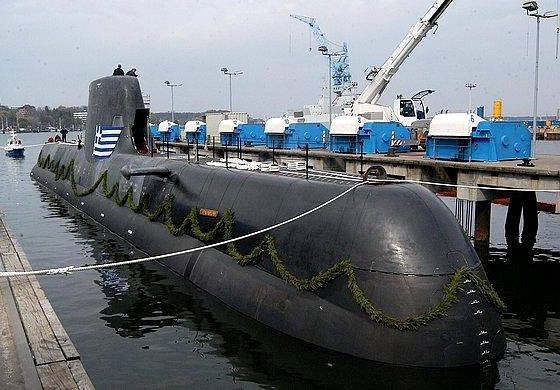 The Greek Navy will adopt three Tip-214 class submarines in the 2015 year