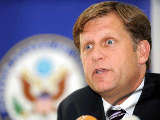 Michael McFaul: Ruslar farkedilmeden sürtündü