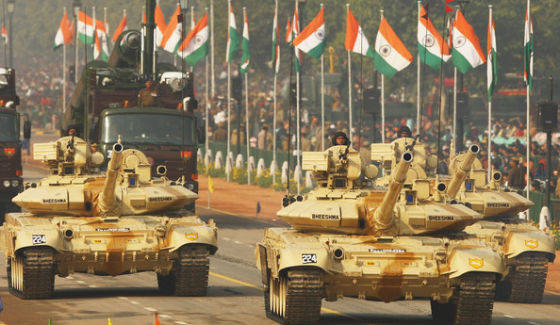 Индия закупила 66 тысяч российских снарядов «Манго»
