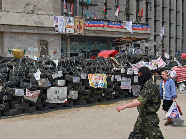 Donetsk ve Lugansk cumhuriyetleri Novorossia'da birleşti