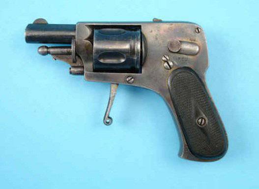 Revólver belga Velodog "style Browning" calibre 6,35 mm