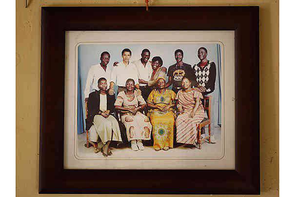عائلة أوباما من كينيا البعيدة (الصورة بيتر ماكديرميد / جيتي)
