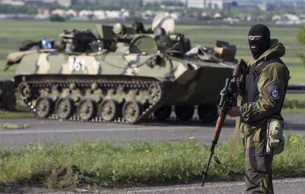 Junta sedang mempersiapkan perbatasan baru. Kyiv telah mengerahkan pasukan penyerang ke Krimea