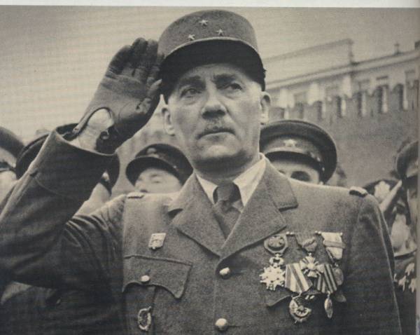 Fantomukrainare de Gaulle