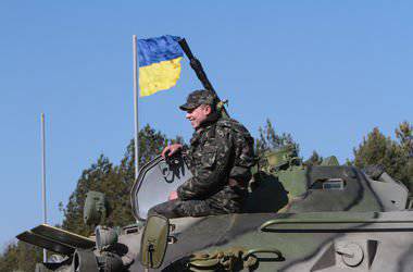 Украинские силовики готовят "Грады" к окончанию "перемирия". Луганск присягает на верность народу, Отечеству и вере