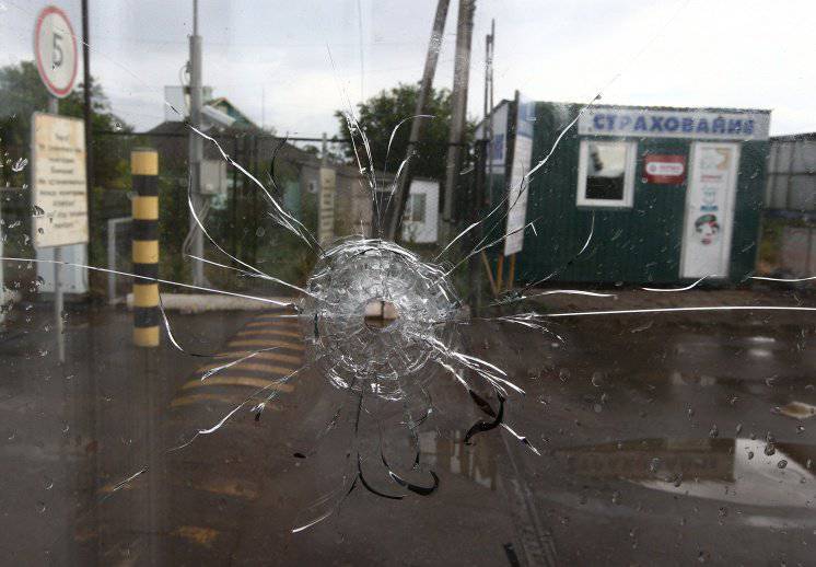 लुहान्स्क क्षेत्र में घायल पत्रकारों "आरईएन टीवी"