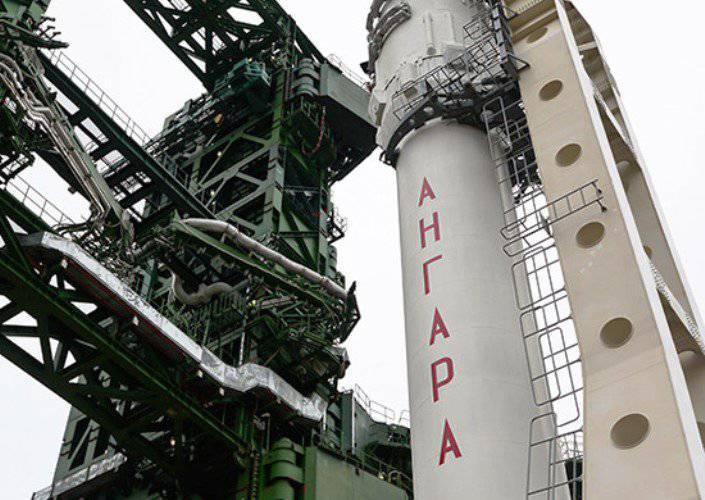 Az Angara rakétát további tesztelés céljából eltávolítják az indítóállásról