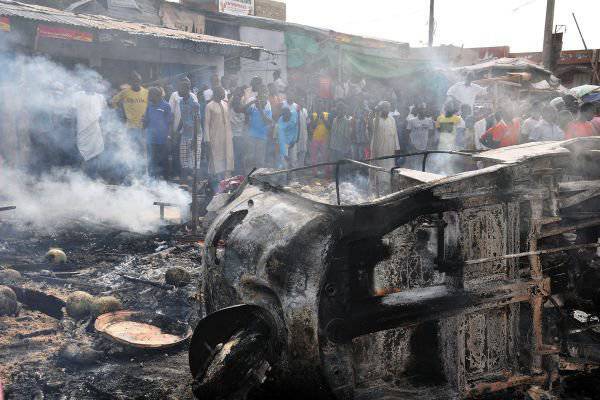 L'attaque terroriste sur le marché de la ville nigériane de Maiduguri a coûté la vie au peuple 56