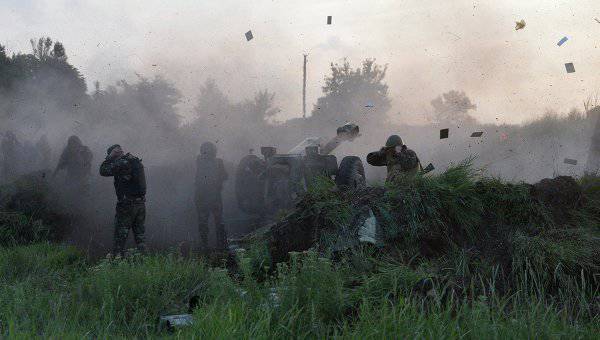 نیروهای امنیتی اوکراین بمباران دونتسک را آغاز کردند