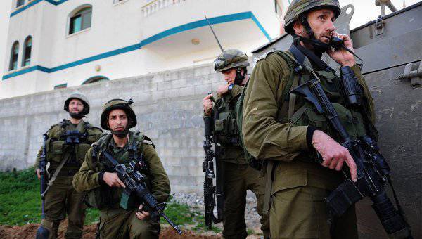 Pháo binh Israel nã pháo vào lãnh thổ Lebanon