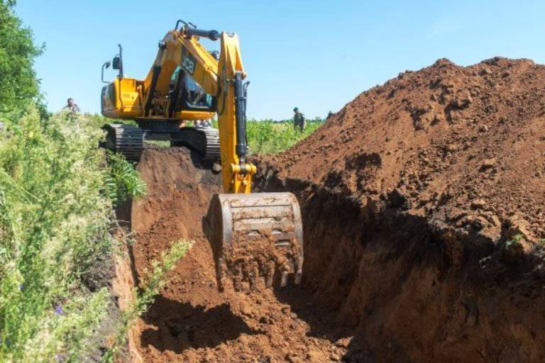 乌克兰正在挖掘
