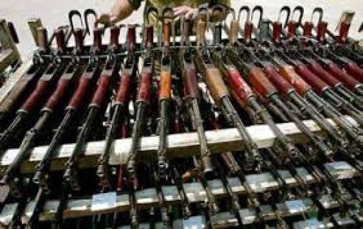 ロシア外務省：欧州連合は「静かに」ウクライナへの武器の販売の禁止を解除しました