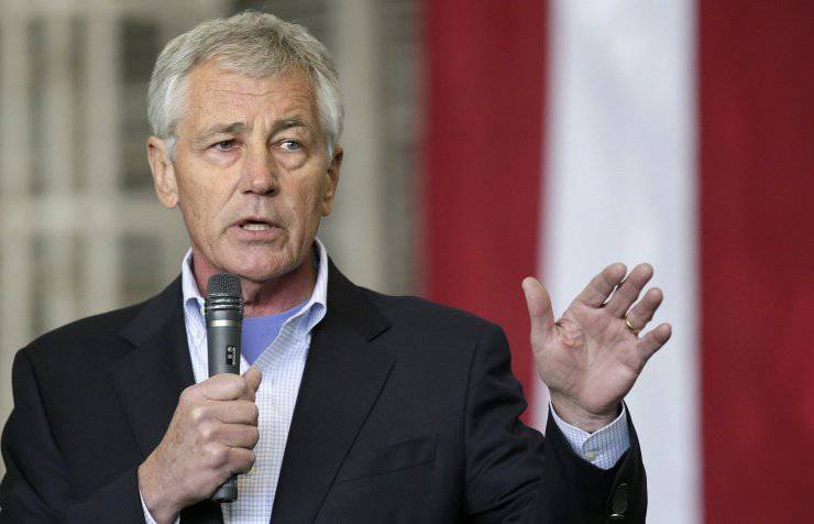 Pentagon chief Chuck Hagel accused Russia of "provoking tensions"
