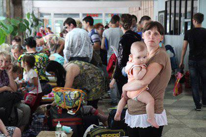 Kiova kehottaa Luhanskin ja Donetskin asukkaita jättämään kodit ja kaupungit