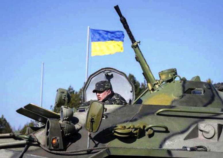 Украјинска војска премешта трупе из Мариупоља ка границама Доњецка