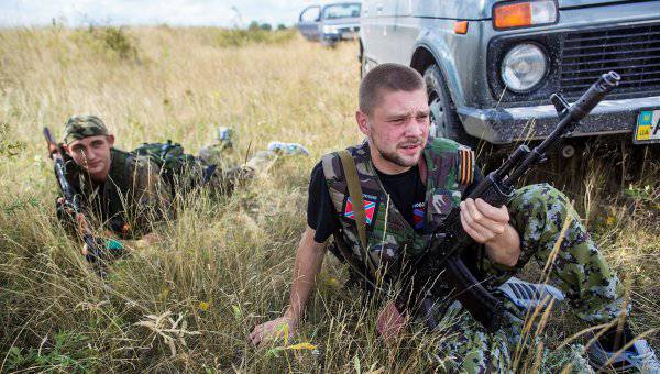 DPR'li Militiamen, Ukrayna Ulusal Muhafızlarının 30-th ayrı mekanize tugayını yendi