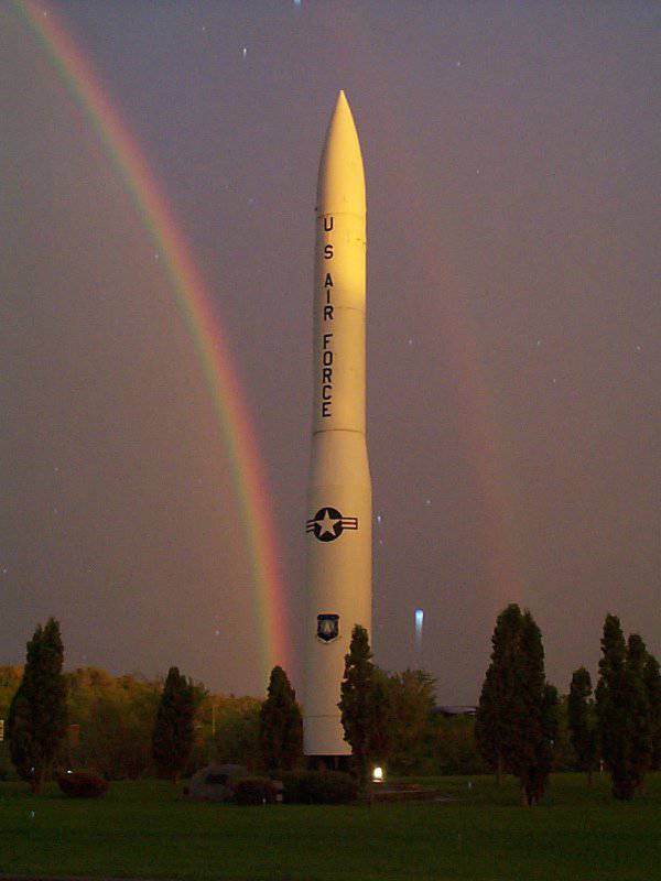 США не хватает денег на новую баллистическую ракету
