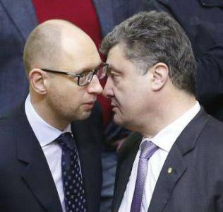 Alexander Rogers: Poroshenko ve Yatsenyuk Ukrayna ekonomisini yıktı