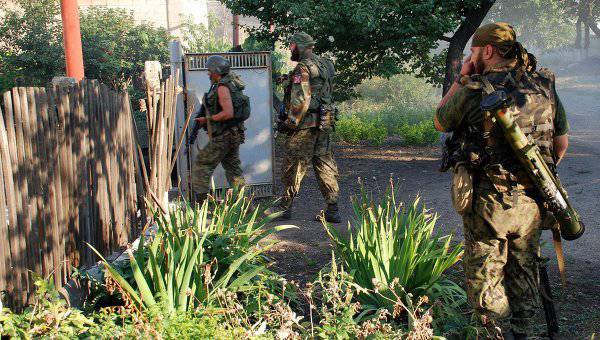 Ополченцы готовы создать гуманитарный коридор для окруженных украинских военнослужащих