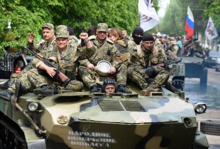 Uzman: Doğu Ukrayna'daki askeri operasyonlar milislerin kazandığı zaferle bir yıl içinde sona erecek