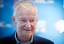 Престарелый Бжезинский "вангует" о возможном нападении Путина на Прибалтику