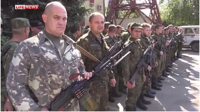 罗马尼亚志愿者宣誓效忠新俄罗斯
