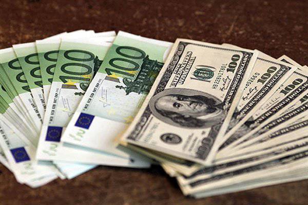 俄罗斯正在增长美元，欧元正在试图吓唬