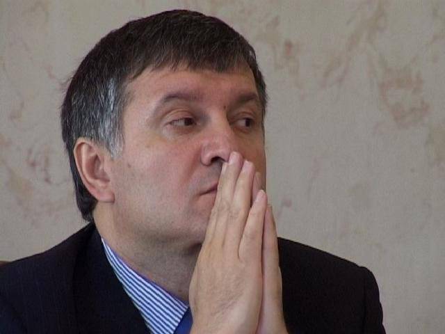 Heiligkeit eilt: Avakov wirft die Jungfrau Maria in die Schlacht