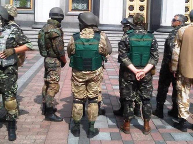 Die Ukraine wird Ausbildungszentren für Guerillabewegungslehrer eröffnen
