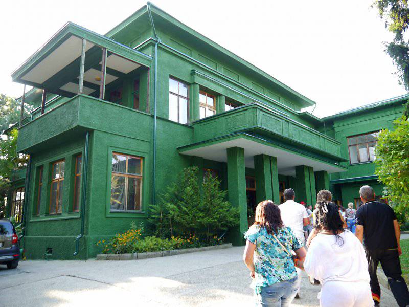 На даче товарища Сталина