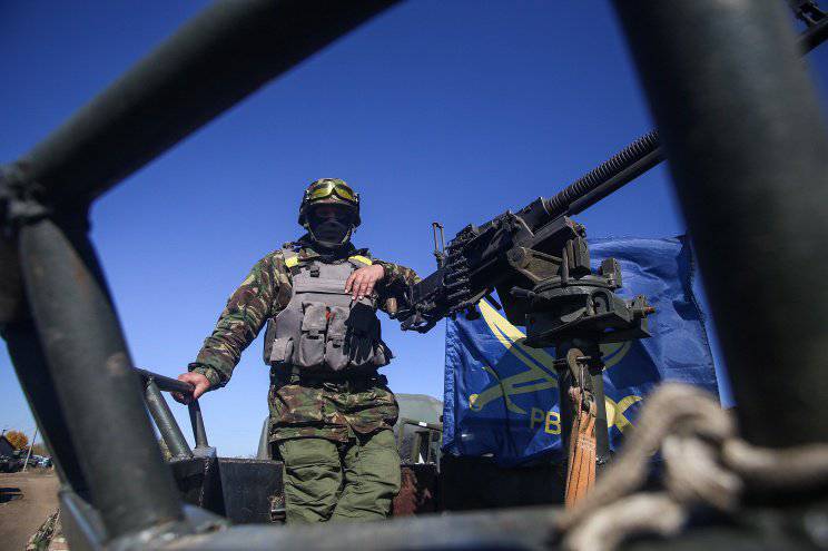 Durante el régimen de alto el fuego, Kiev transfirió cientos de vehículos blindados al Donbass.