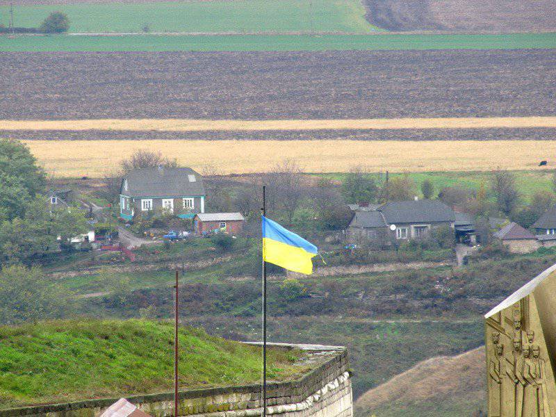 "Boorish country." On the position of the Romanians and Hungarians in Ukraine
