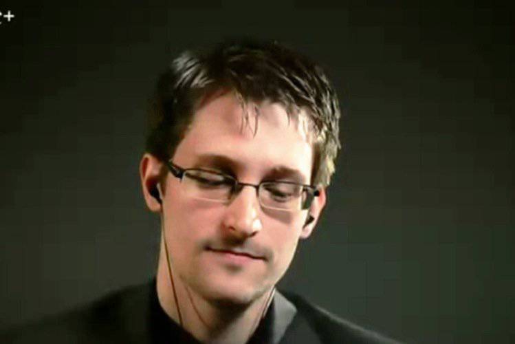 Snowden è pronto a tornare negli Stati Uniti se il suo processo è aperto