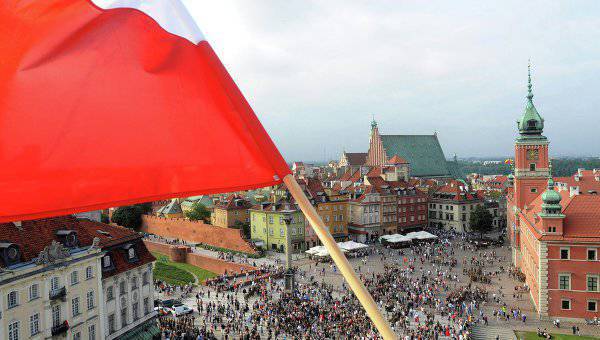 Польский премьер-министр: Решение о высылке российских дипломатов из страны будет принято 21 октября