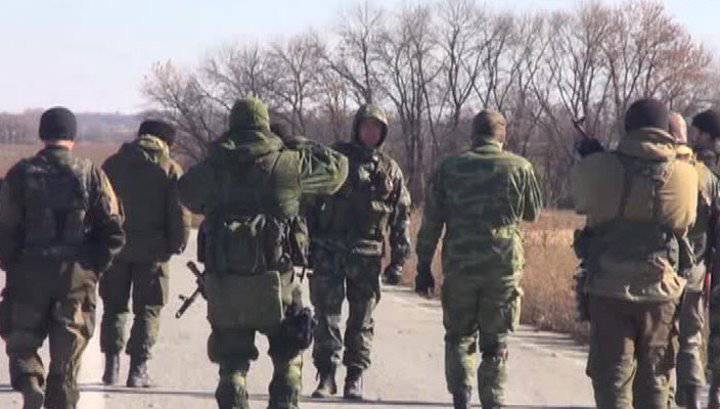 ルガンスクの近くで忘れられていたウクライナの治安当局は、水、食料、およびカートリッジを持っていません