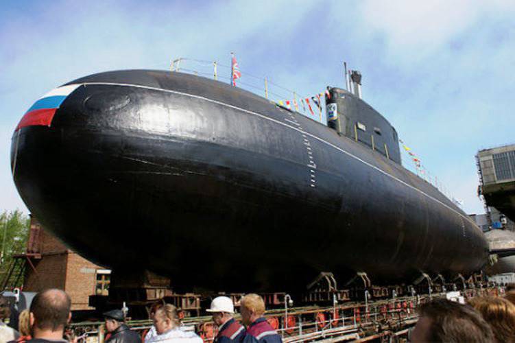 Il Bangladesh prevede di acquistare aeromobili e sottomarini dalla Russia