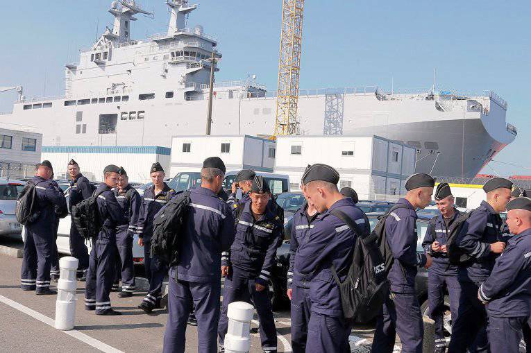 Французские СМИ: российских моряков больше не пускают на борт «Мистраля»