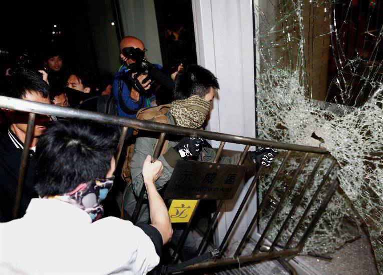 Neue Zusammenstöße der Polizei mit Occupy Central in Hongkong