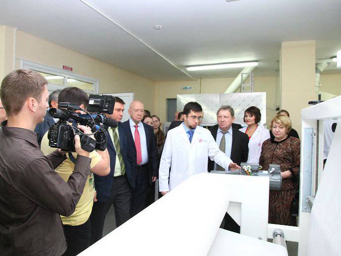 Saratov Devlet Üniversitesi temelinde, Silahlı Kuvvetler'de kullanılmak üzere yeni malzemeler oluşturmak için bilimsel bir laboratuvar açıldı.