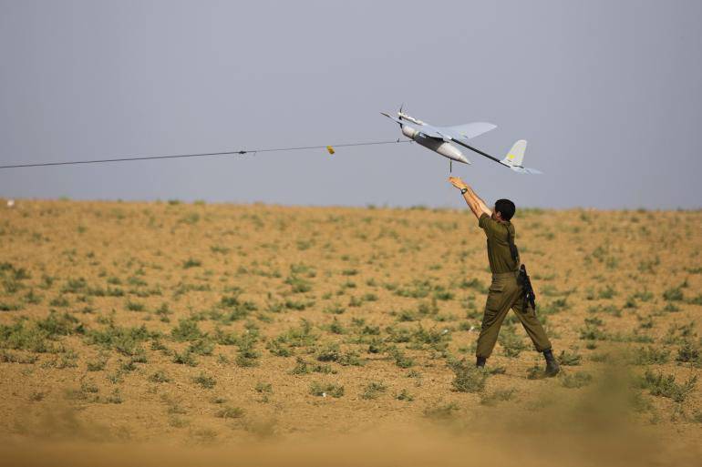 Sistema de laser chinês elimina pequenos UAVs em poucos minutos