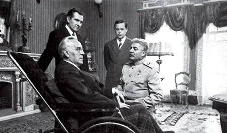 "Либерализация экономики сегодня - это путь Герострата. Нужно сворачивать на путь мобилизации" "Либерализация экономики сегодня - это путь Герострата. Нужно сворачивать на путь мобилизации"