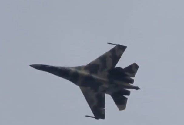 В ВВО поступили два истребителя Су-35С