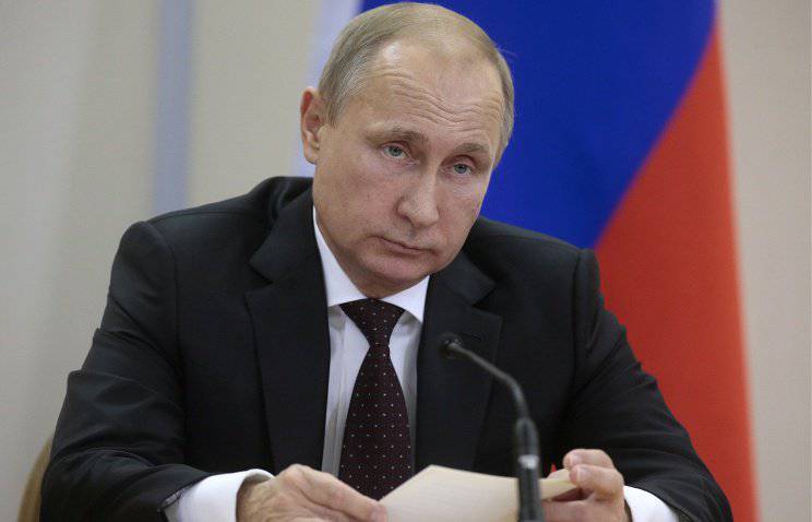 Владимир Путин: РФ никому не угрожает и останется в стороне от геополитических интриг