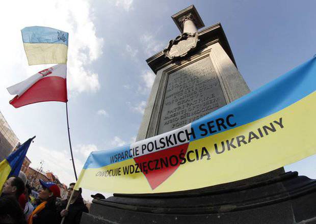 Colonialismo polacco e neonazismo ucraino