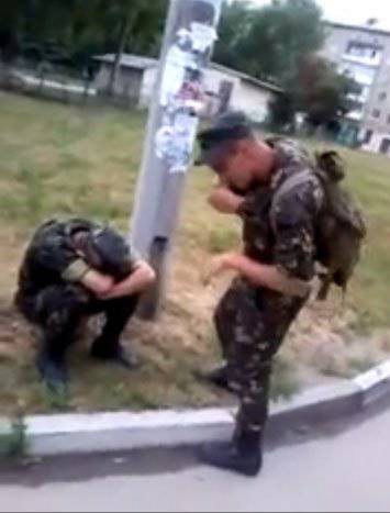 Высокопоставленный украинский военный чиновник заявил, что каждый шестой украинский солдат гибнет из-за пьянства...