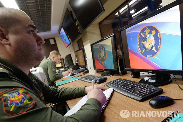 С чрезвычайными ситуациями в 30-ти российских регионах помогут справиться военные