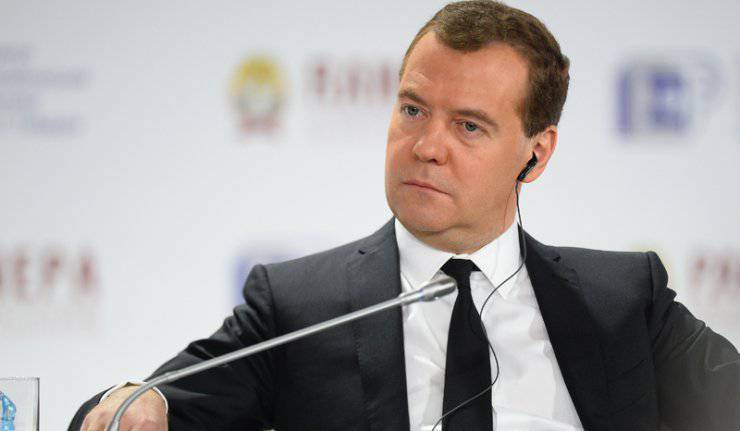Medvedev não quer mobilização