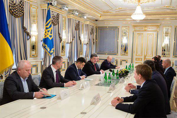 Порошенко объявил о вводе дополнительных подразделений украинской армии в Донбасс